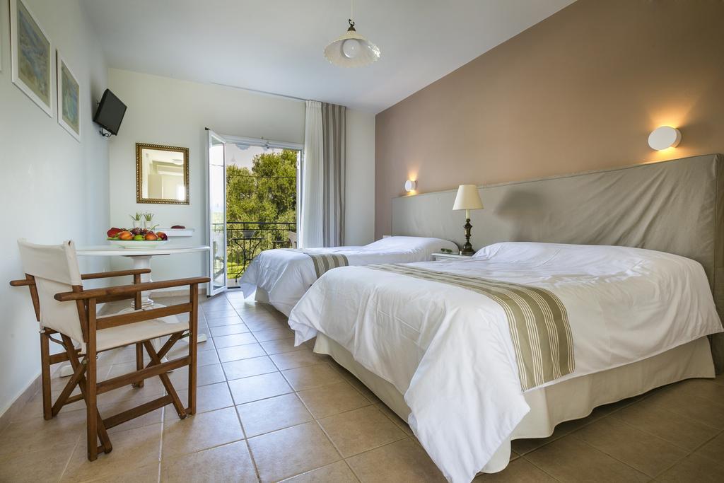 Olive Grove Studios & Apartments Svoronata Exterior photo